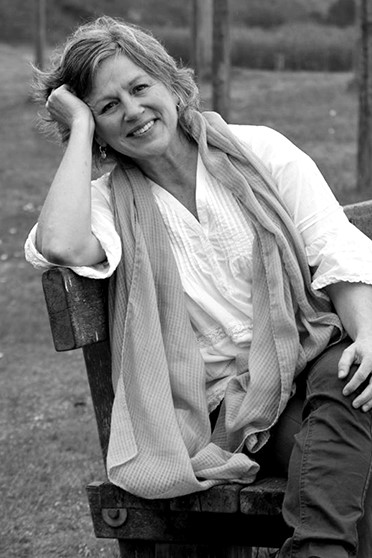 Annette Tzfanya